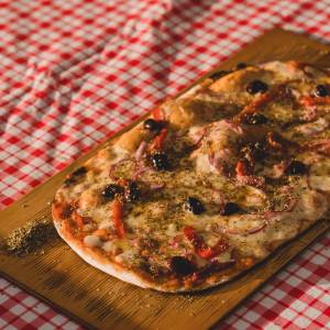 Veggie loaded pizza - GF